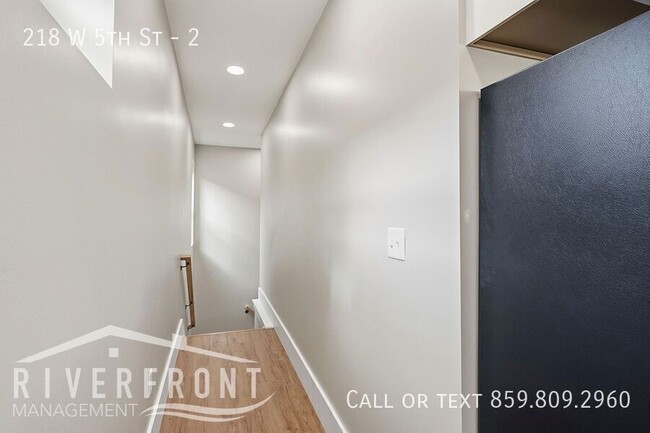 218 W 5th St in Covington, KY - Building Photo - Building Photo