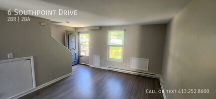 6 Southpoint Dr in Amherst, MA - Foto de edificio - Building Photo