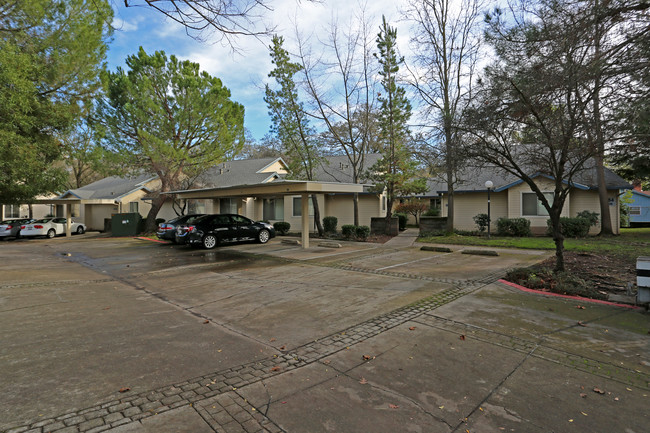 Antelope Manor in Citrus Heights, CA - Foto de edificio - Building Photo