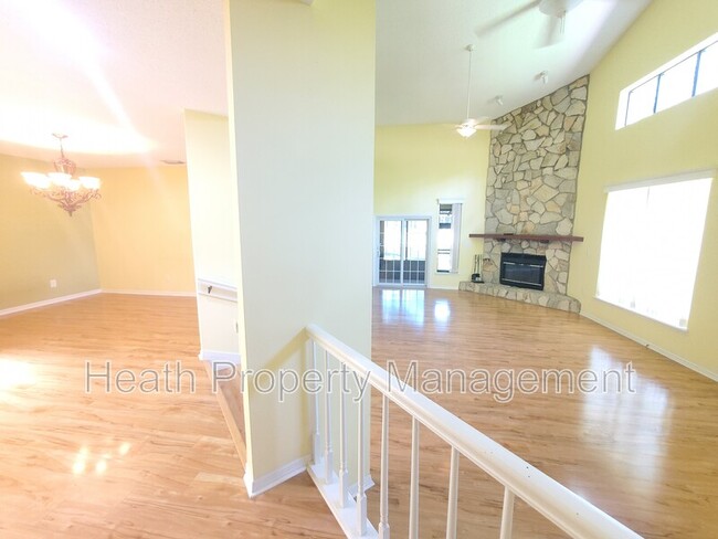 property at 11609 Parkview Ln