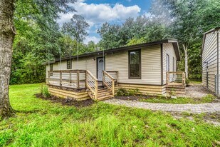 37 Caswell Branch Rd in Freeport, FL - Building Photo