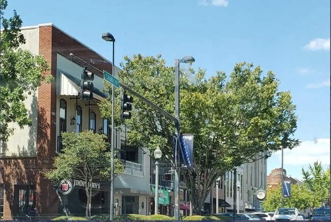 property at 4205 Hatch Blvd