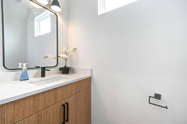 4009 New Orleans St in Houston, TX - Building Photo - Building Photo
