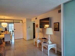 501 Three Islands Boulevard in Hallandale Beach, FL - Building Photo - Building Photo