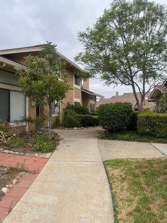 property at 17434 Fairlie Rd
