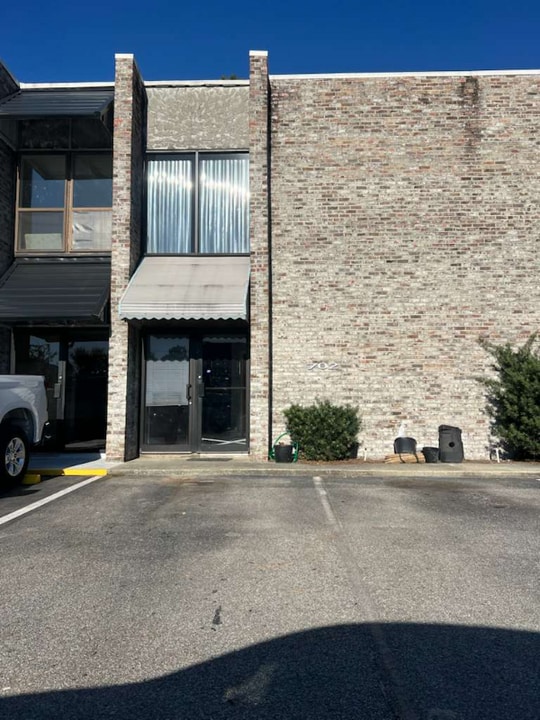 3926 Wesley St in Myrtle Beach, SC - Building Photo