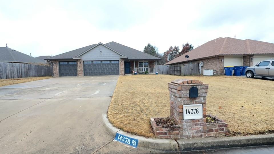 14378 Ramblewood Terrace in Choctaw, OK - Building Photo