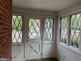 8904 Grant St in Bethesda, MD - Building Photo