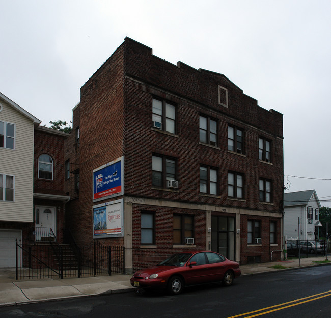 901 Bergen in Newark, NJ - Building Photo - Building Photo