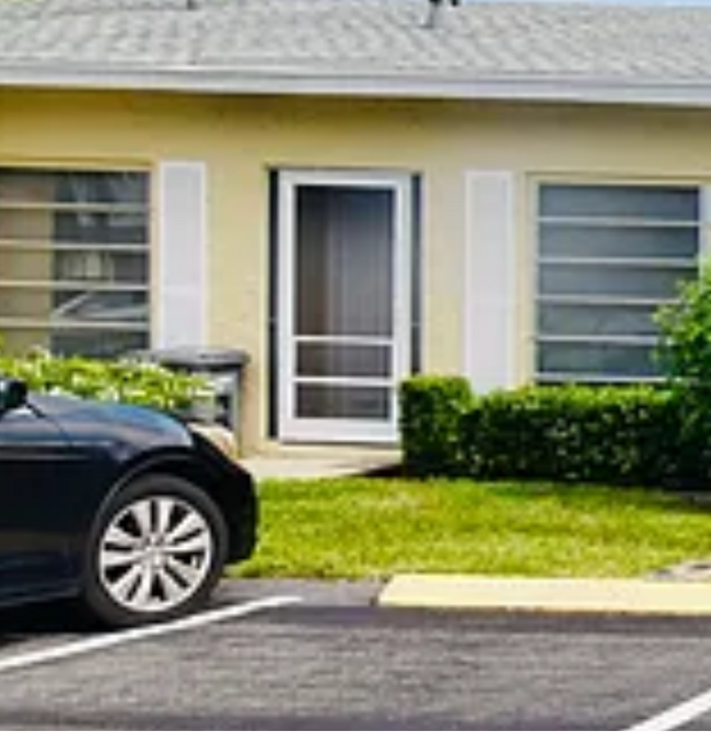 13670 Vía Flora in Delray Beach, FL - Building Photo - Building Photo