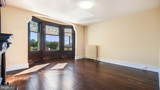 2206 S Broad St in Philadelphia, PA - Building Photo - Building Photo