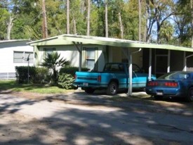 Wild Frontier Campground Apartments