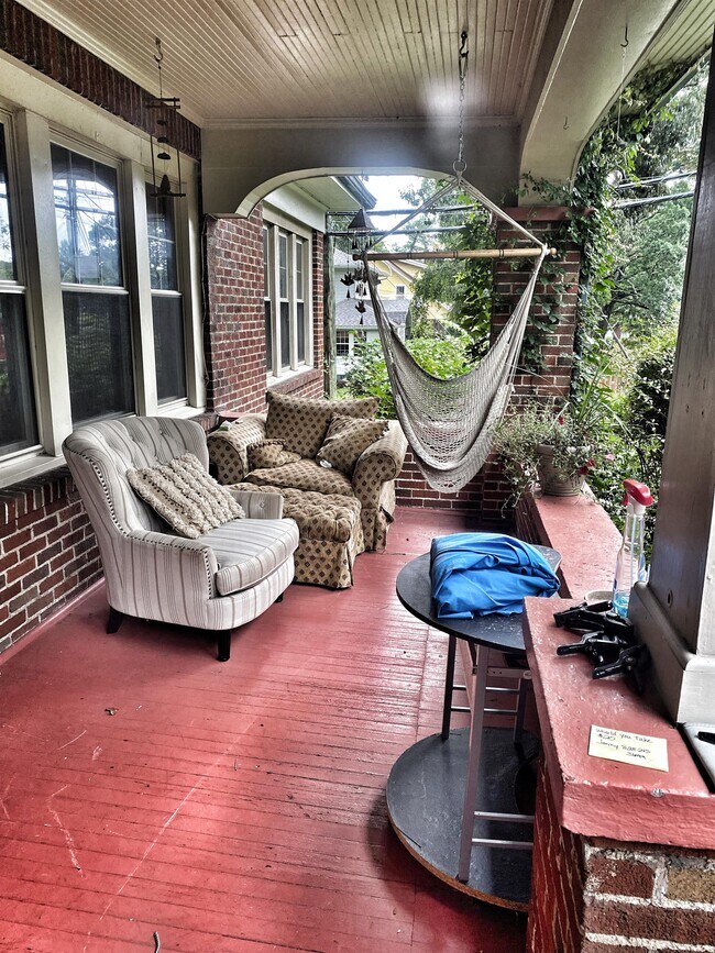 90 Forest Hill Dr in Asheville, NC - Building Photo - Building Photo