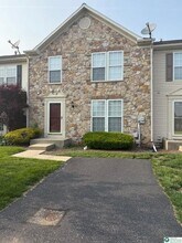 4395 Apple Blossom Dr in Center Valley, PA - Building Photo - Building Photo