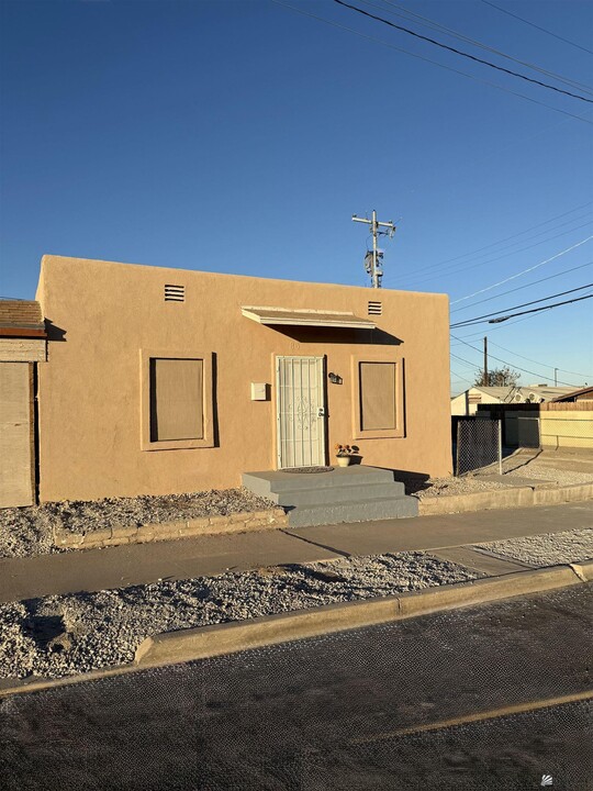 86 E 6th St in Yuma, AZ - Building Photo