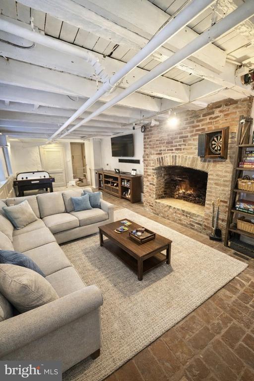 property at 119 Prince St