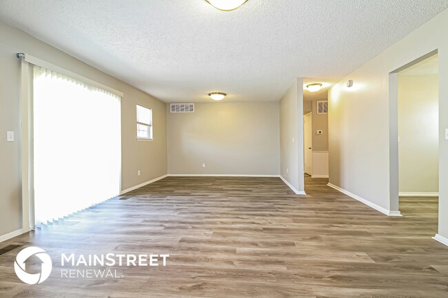 4813 Michael Dr in Del City, OK - Foto de edificio - Building Photo