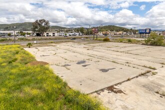 1023 Grand Ave in San Marcos, CA - Building Photo - Building Photo