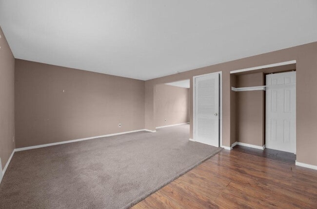 4688 Hilton Ave in Columbus, OH - Building Photo - Building Photo