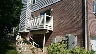 6735 Raymond Rd in Madison, WI - Building Photo - Building Photo