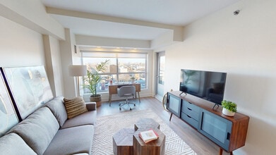 LIV Apartments in Ottawa, ON - Building Photo - Building Photo