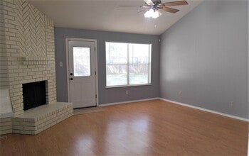 3806 Pecan Cir in La Porte, TX - Building Photo - Building Photo