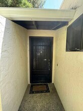2439 Sharon Oaks Dr in Menlo Park, CA - Building Photo - Building Photo