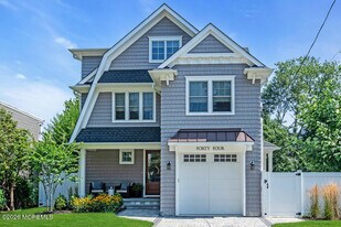 44 Cowart Ave in Manasquan, NJ - Building Photo