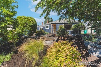 4915 NE 78th Ave in Portland, OR - Building Photo - Building Photo
