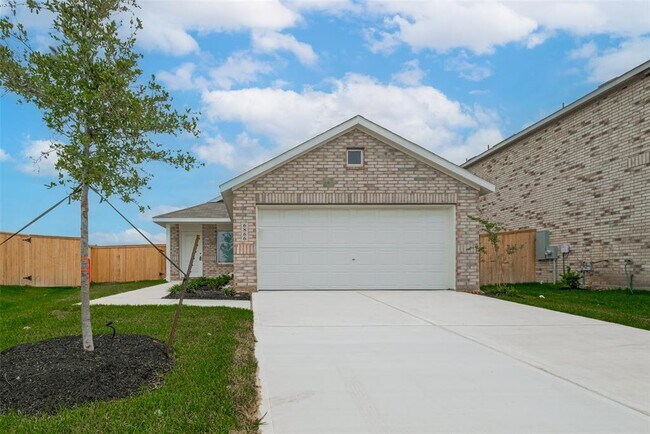 property at 6866 Lantana Leaf Ln