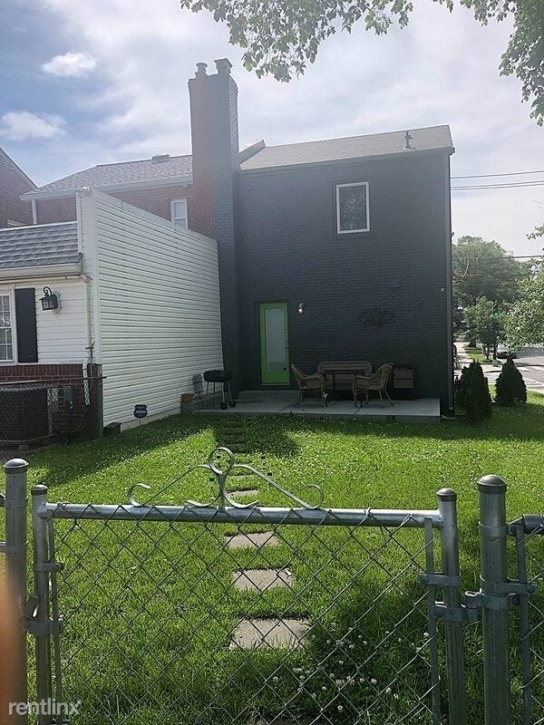 400 Riggs Rd NE in Washington, DC - Building Photo - Building Photo