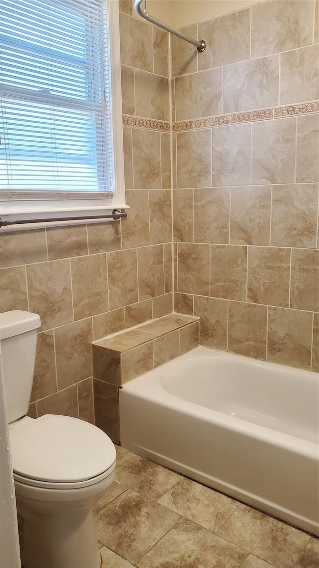 509 E 46th St in Brooklyn, NY - Building Photo - Building Photo