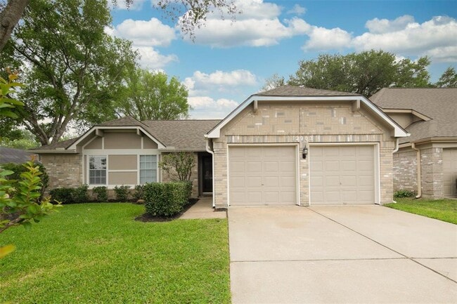 property at 2903 Avanti Dr