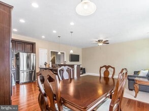 43848 Artsmith Terrace in Ashburn, VA - Building Photo - Building Photo