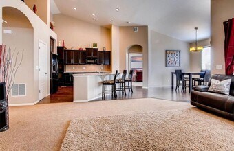 19402 Dunraven St in Parker, CO - Building Photo - Building Photo