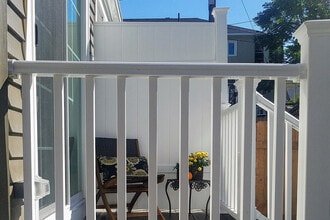 7 Summit Ave, Unit SI ID1511375P in Everett, MA - Foto de edificio - Building Photo