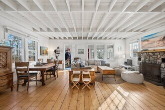 6 PRIVATE Row in Hampton Bays, NY - Building Photo - Building Photo