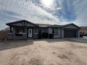 1710 Miki Way in Lancaster, CA - Building Photo - Building Photo