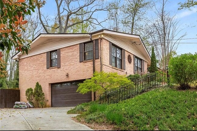 property at 2994 Baker Ridge Dr NW