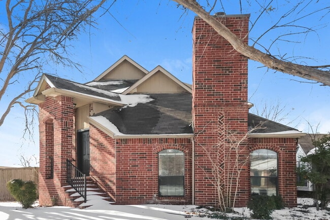 property at 618 Bandera St