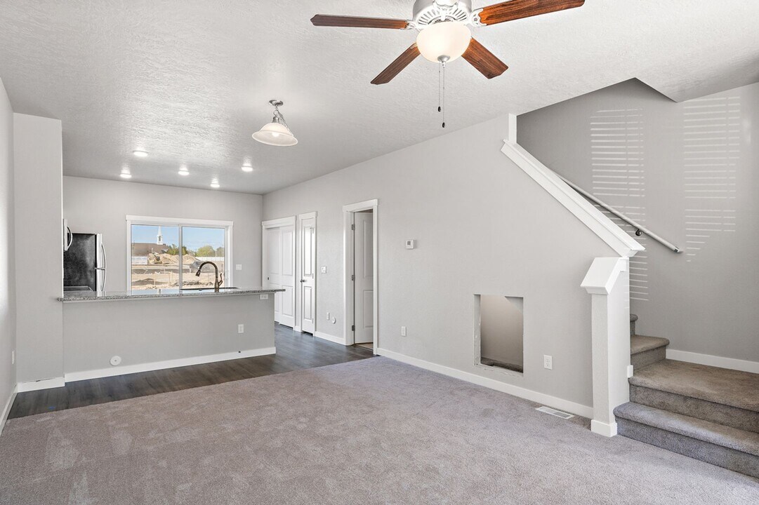 10762 W Brownstone Ln in Boise, ID - Building Photo