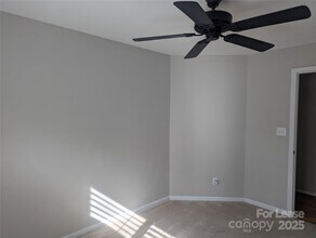 761 Southwest Dr in Davidson, NC - Building Photo - Building Photo