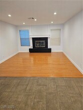 9520 Rancho Palmas Dr in Las Vegas, NV - Building Photo - Building Photo