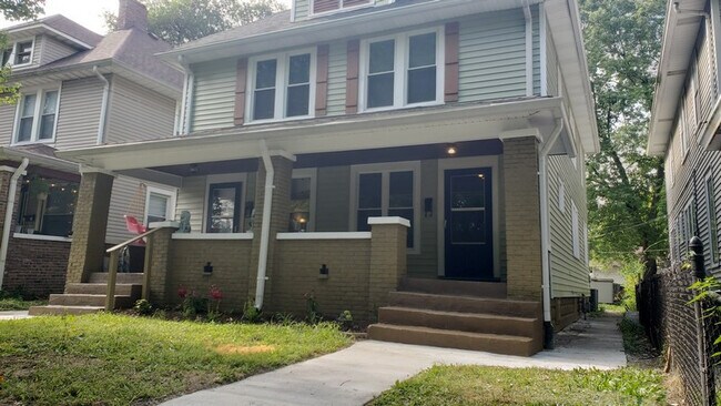 1021 Hervey St in Indianapolis, IN - Building Photo - Building Photo
