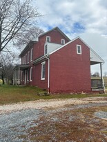2849 Hanover Pike in Hanover, PA - Building Photo