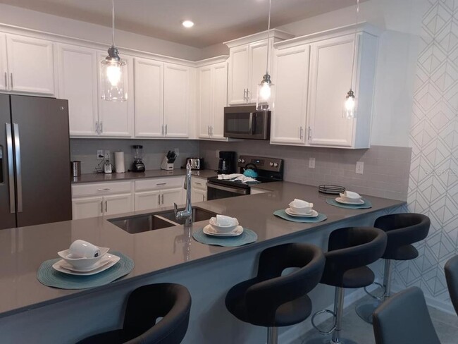 1041 Splash Shot Pl in Davenport, FL - Building Photo - Building Photo