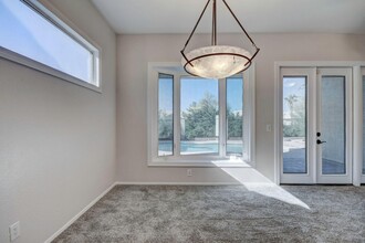 11968 N 110th Way in Scottsdale, AZ - Foto de edificio - Building Photo