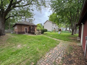 3061 Emmons Ave in Rochester Hills, MI - Building Photo - Building Photo