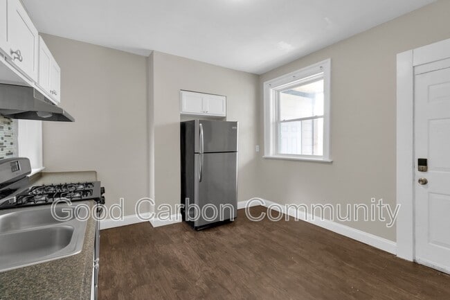 1073 Grant St in Buffalo, NY - Building Photo - Building Photo