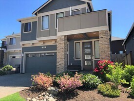 18309 15th Pl W in Lynnwood, WA - Building Photo